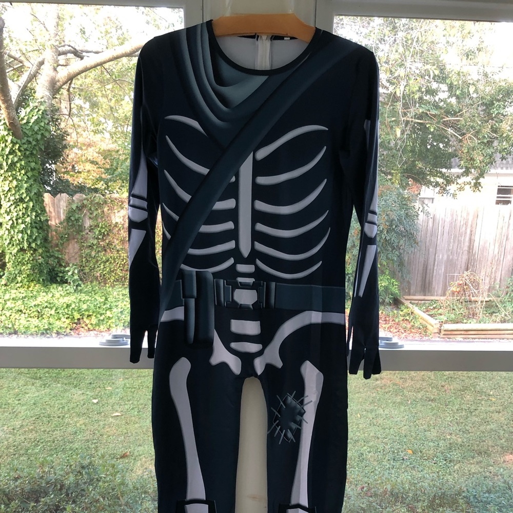 Boys’ Fortnite Skull Trooper Halloween Costume